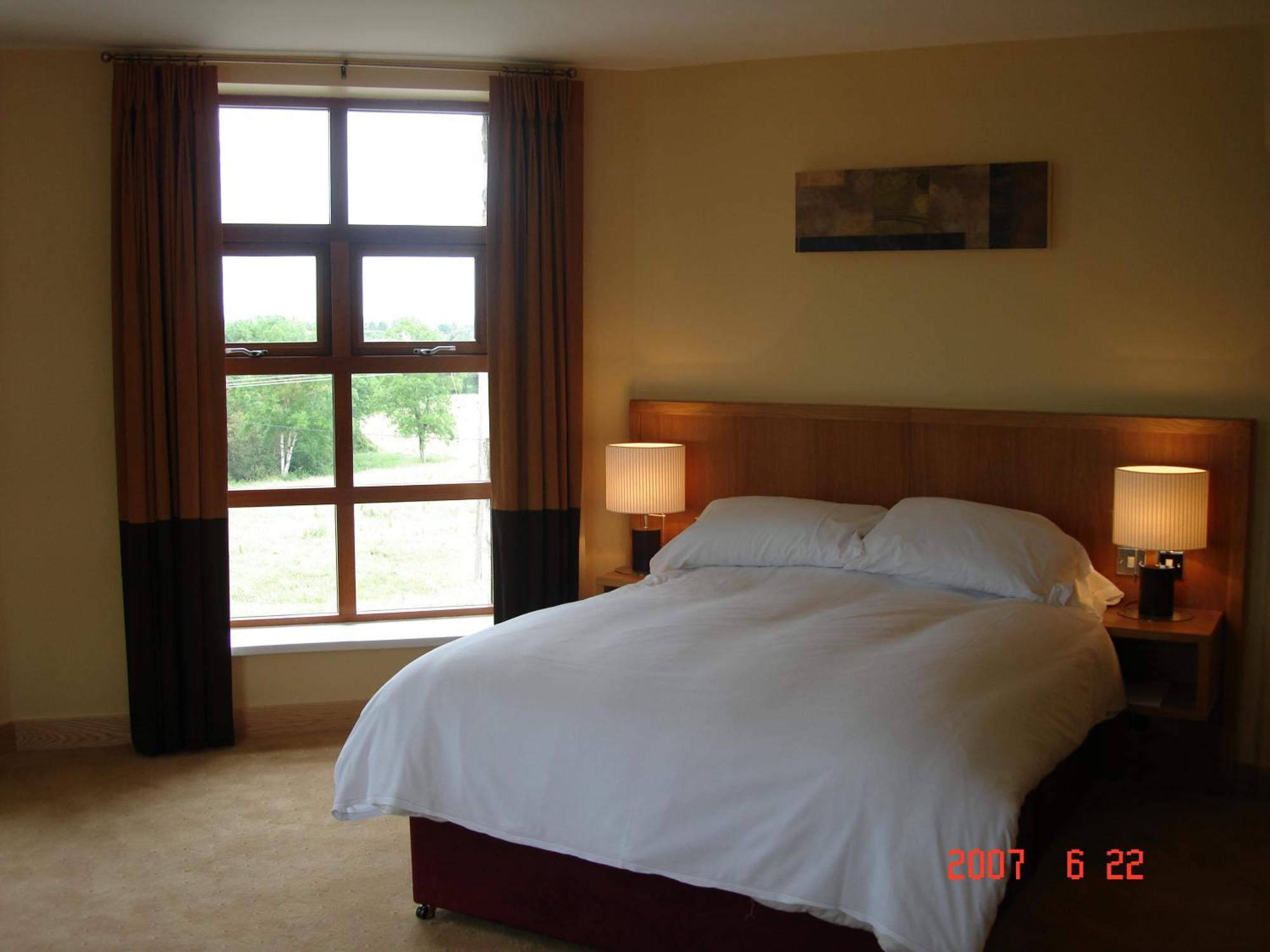 Hotel Upton Court 3*